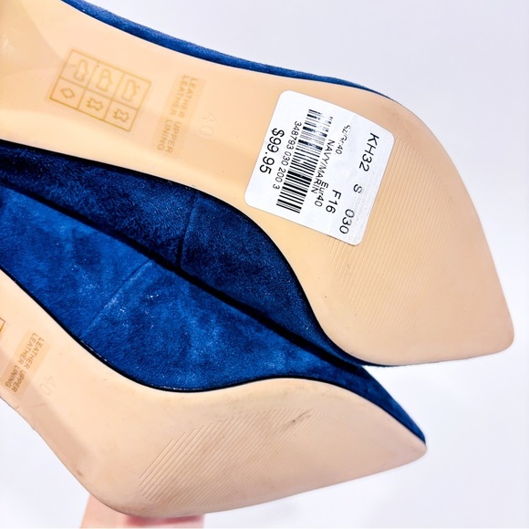 LE CHÂTEAU Navy suede high heels shoes - Picture 7 of 8